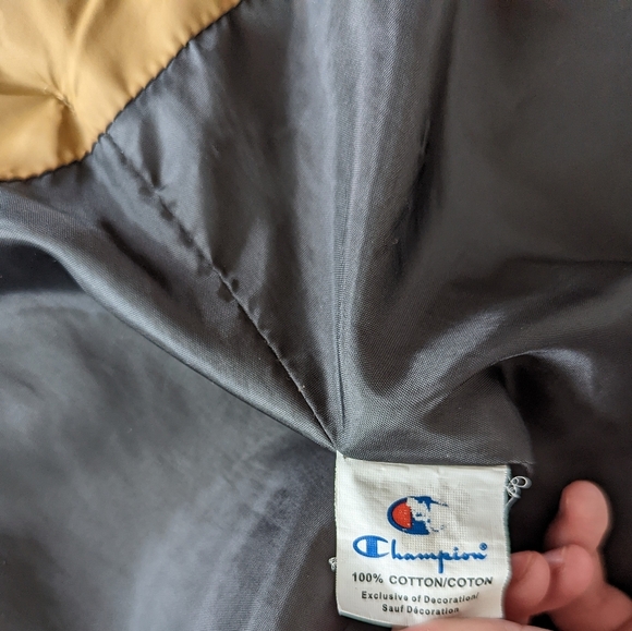 Champion Puffer Jacket - Picture 7 of 9